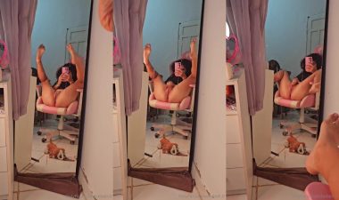 Bebell na siririca gostosa gozando gostoso demais
