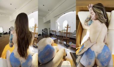 Maru Karv transando forte sentando gostoso na piroca
